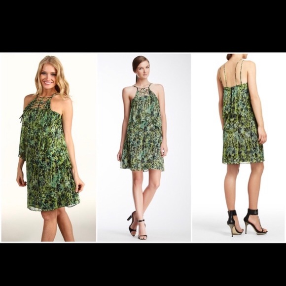 BCBGMAXAZRIA “Kaia" Silk Print Short Casual Dress. - Picture 2 of 10